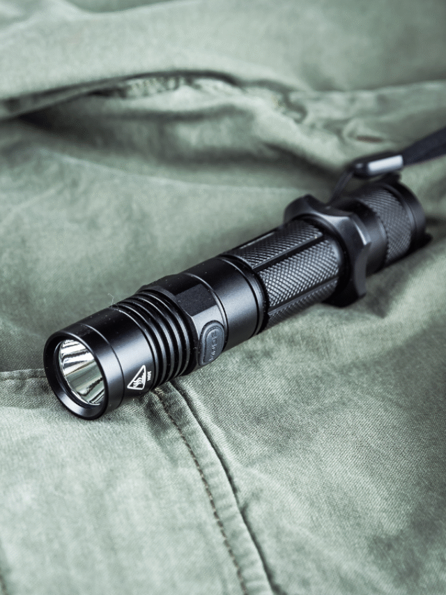 4 Melhores Lanternas Táticas em 2025